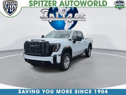 New 2026 GMC Sierra 3500 Denali Ultimate w/ LPO, Black Badging Package AWD/4WD image 4