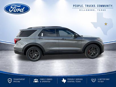 New 2026 Ford Explorer ST-Line w/ ST-Line Street Pack
