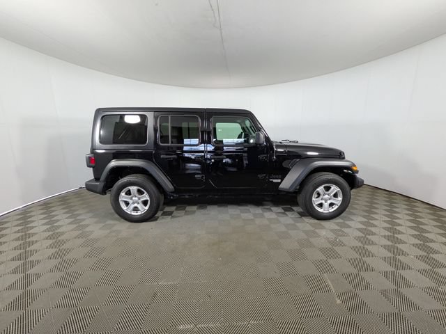 Used 2021 Jeep Wrangler Unlimited Sport AWD/4WD image 3