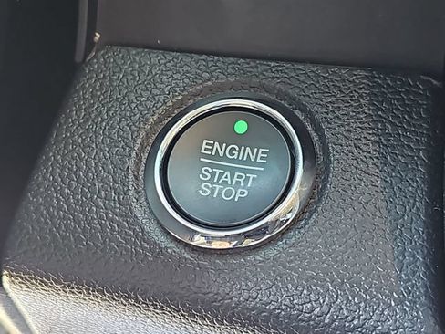 Used 2020 Ford F150 Lariat w/ Equipment Group 502A Luxury AWD/4WD image 29