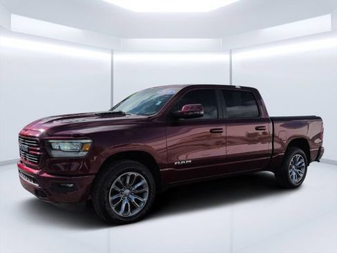 Used 2024 RAM 1500 Laramie AWD/4WD image 7