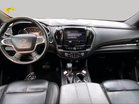 Used 2023 Chevrolet Traverse RS FWD image 15
