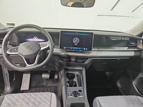 New 2026 Volkswagen Tiguan S AWD/4WD image 12