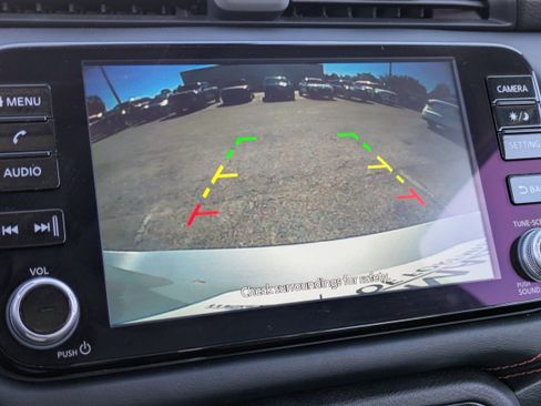 Used 2023 Nissan Versa SR w/ Trunk Package image 31