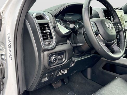 Used 2024 RAM 1500 Laramie AWD/4WD image 10