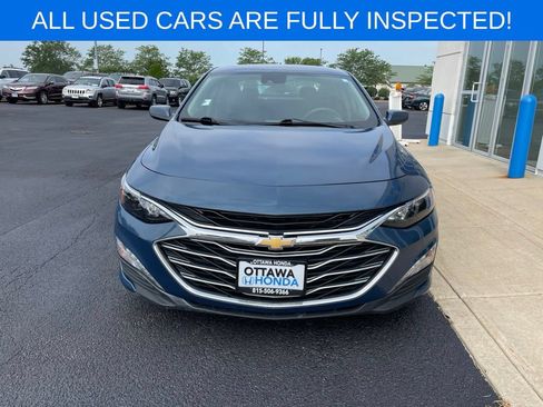 Used 2024 Chevrolet Malibu LT FWD image 3