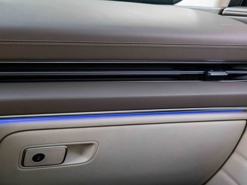 Used 2024 Genesis GV80 3.5T w/ Prestige Package image 16