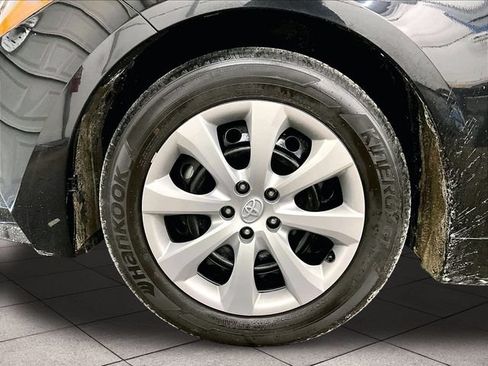 Used 2024 Toyota Corolla LE FWD image 8