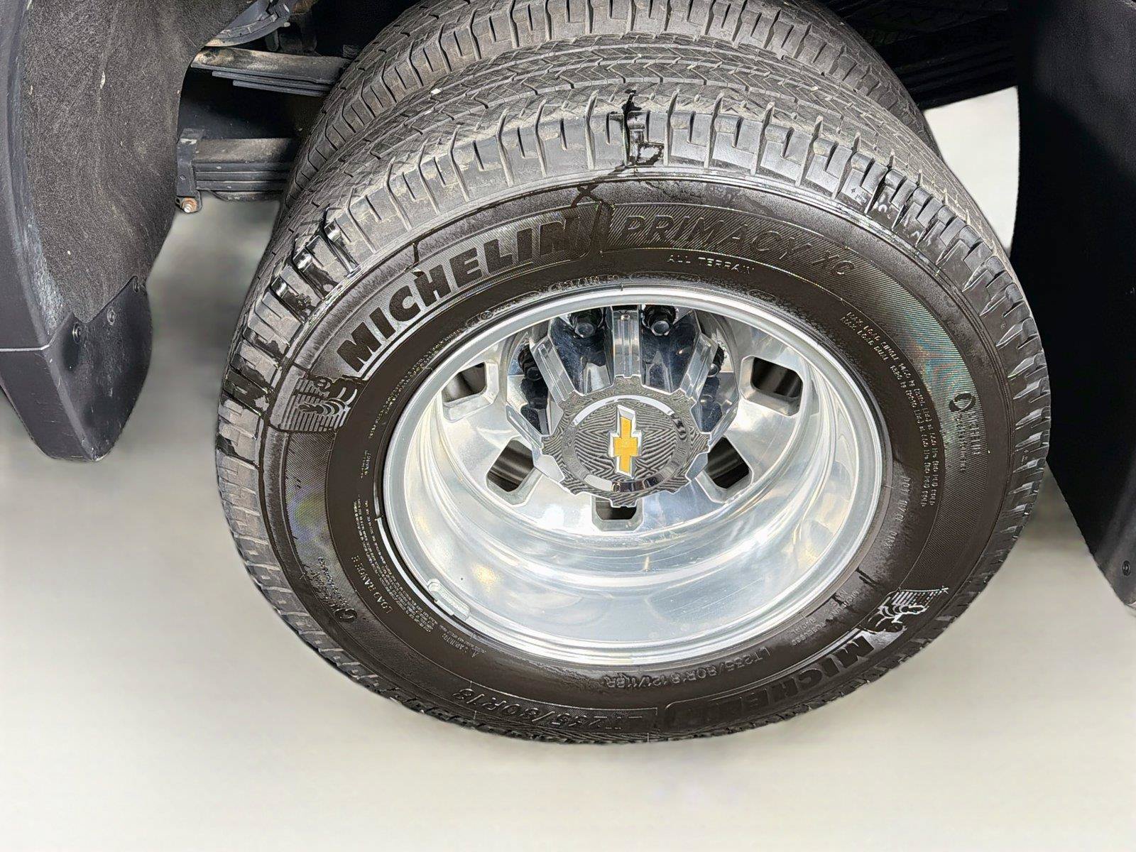Used 2024 Chevrolet Silverado 3500 High Country w/ High Country Premium Package AWD/4WD image 36