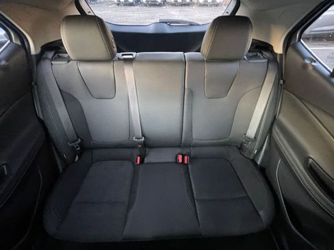 Used 2025 Buick Encore GX Preferred image 32