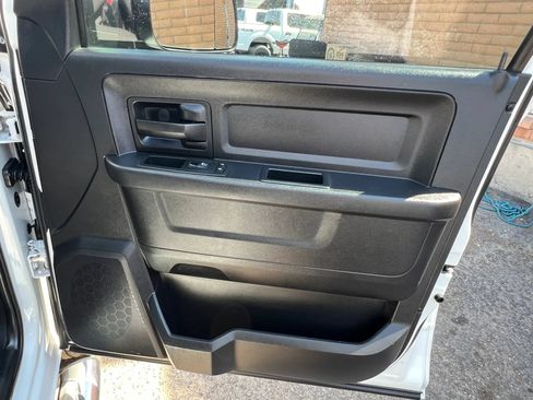 Used 2016 RAM 2500 Tradesman w/ Chrome Appearance Group RWD image 19