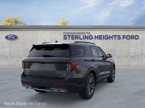 New 2026 Ford Explorer Active w/ Active Comfort Package image 8