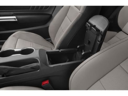 Used 2022 Ford Mustang Premium image 14
