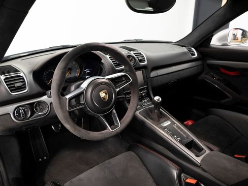 Used 2016 Porsche Cayman GT4 RWD image 4