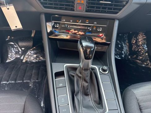 Used 2025 Volkswagen Jetta S image 12