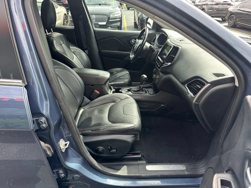Used 2020 Jeep Cherokee Limited FWD image 14