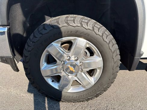Used 2022 Chevrolet Silverado 2500 LTZ w/ LTZ Texas Edition AWD/4WD image 11
