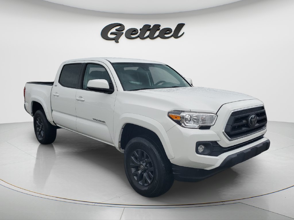 Used 2023 Toyota Tacoma SR5 RWD image 3