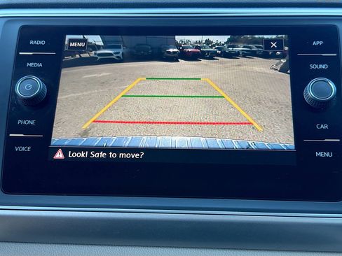 Used 2018 Volkswagen Atlas SE w/ R-Line Package image 33