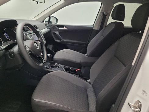 Used 2020 Volkswagen Tiguan S FWD image 17