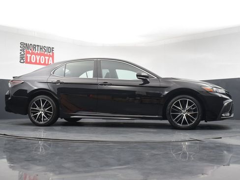 Used 2024 Toyota Camry SE AWD/4WD image 27