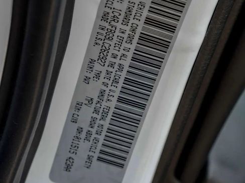 Used 2020 Jeep Grand Cherokee Limited image 47