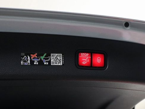 Certified 2026 Mercedes-Benz GLC 300 GLC 300 image 28