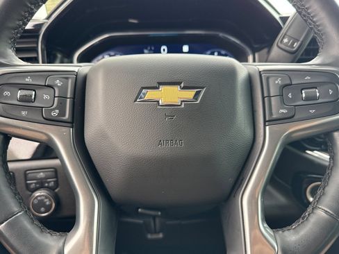 Used 2025 Chevrolet Silverado 1500 LT AWD/4WD image 20