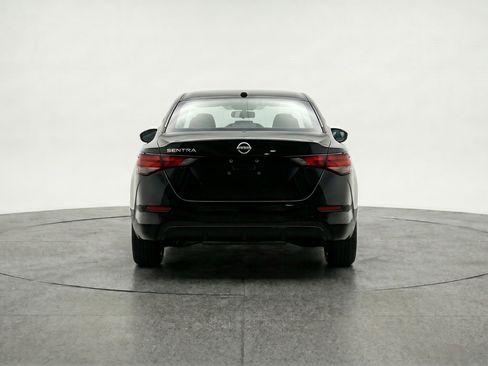 Used 2025 Nissan Sentra S FWD image 7