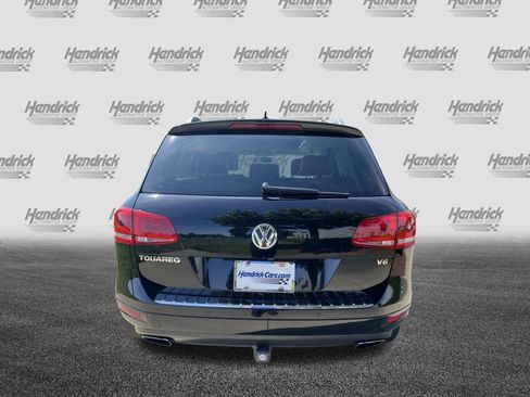 Used 2012 Volkswagen Touareg Sport AWD/4WD image 8