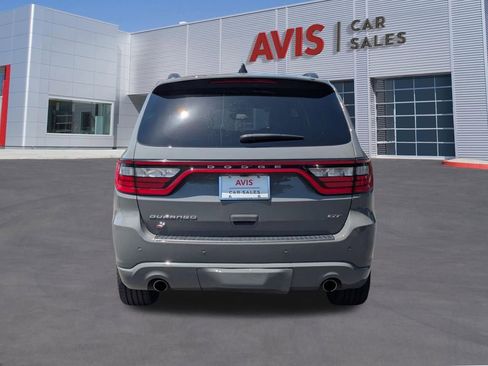 Used 2025 Dodge Durango GT AWD/4WD image 7
