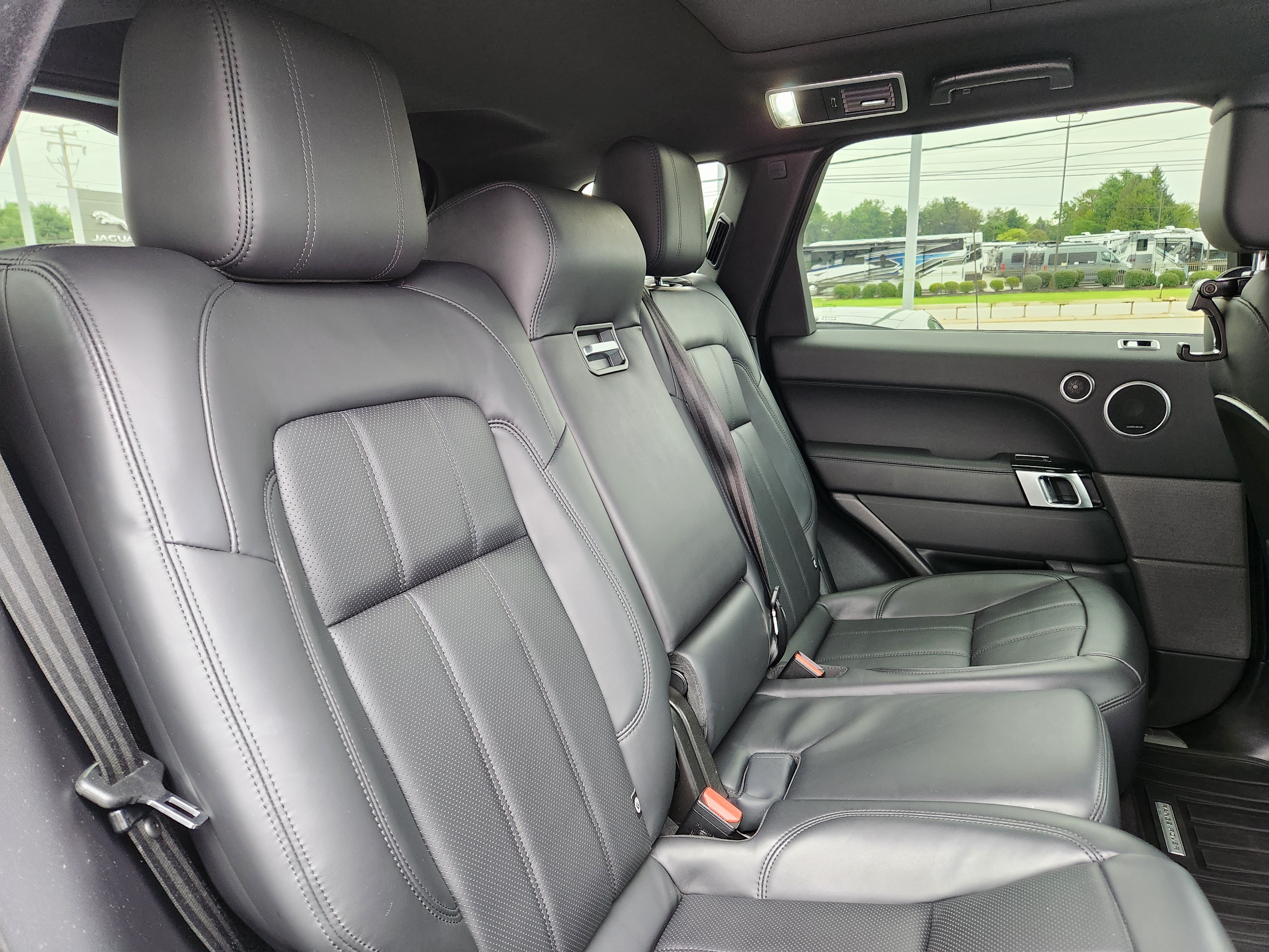 Used 2022 Land Rover Range Rover Sport HSE Silver Edition AWD/4WD image 15
