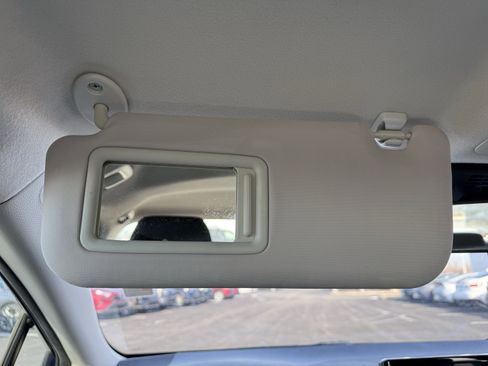 Certified 2023 Toyota Corolla LE image 28