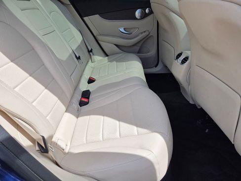 Used 2020 Mercedes-Benz GLC 300 4MATIC image 34