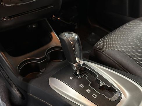 Used 2013 Dodge Journey FWD image 23