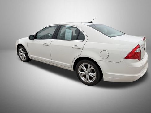 Used 2012 Ford Fusion SE FWD image 2