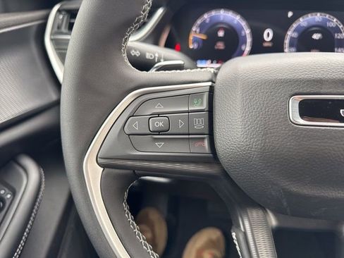 New 2025 Jeep Grand Cherokee L Laredo image 22