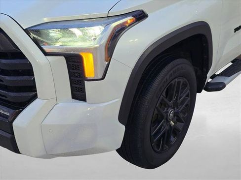 Certified 2025 Toyota Tundra Limited AWD/4WD image 8