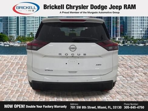 Used 2024 Nissan Rogue S AWD/4WD image 26