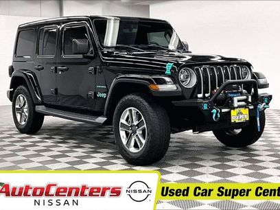 Used 2019 Jeep Wrangler Unlimited Sahara w/ Uconnect 4C Nav & Sound Group