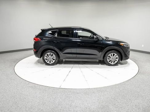 Used 2018 Hyundai Tucson SE FWD image 28