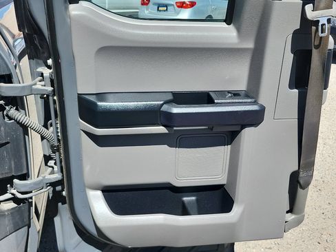 Used 2018 Ford F150 XL w/ Equipment Group 101A Mid image 16