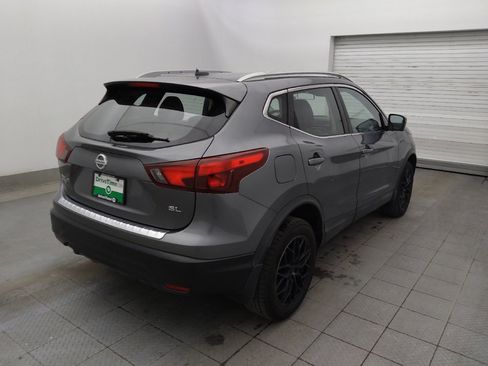 Used 2018 Nissan Rogue Sport SL w/ SL Premium Package image 9