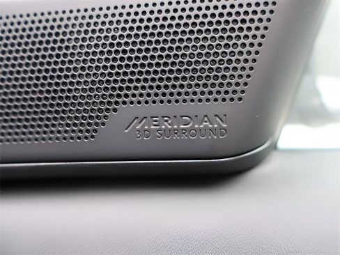 Used 2025 Land Rover Range Rover Sport Dynamic SE image 16