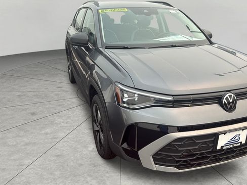 Used 2025 Volkswagen Taos S AWD/4WD image 27