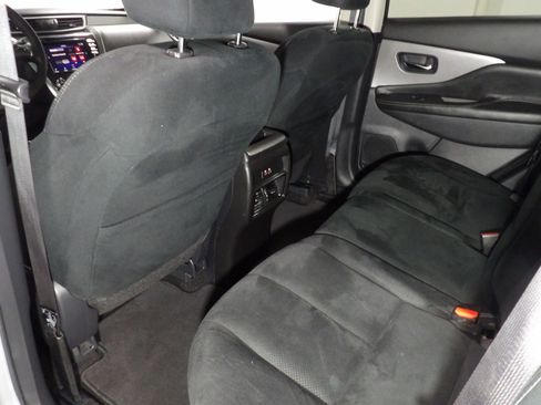Used 2020 Nissan Murano S w/ Technology Package AWD/4WD image 12