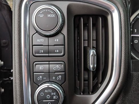 Used 2021 GMC Sierra 1500 Denali w/ Denali Premium Package AWD/4WD image 15