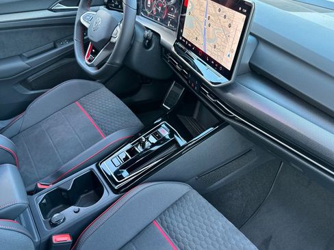 New 2026 Volkswagen GTI SE FWD image 16