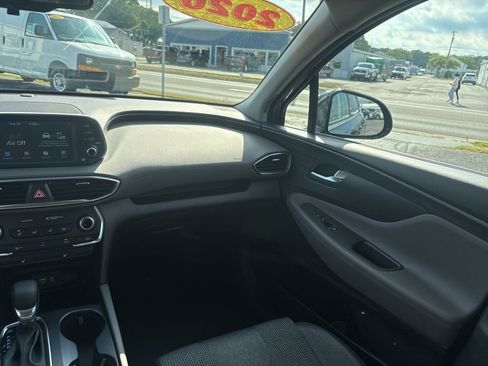Used 2020 Hyundai Santa Fe SEL image 16