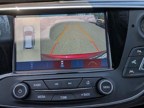 Used 2019 Buick Envision Premium w/ Driver Confidence Package AWD/4WD image 18